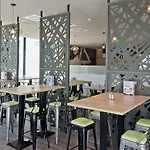 Отель Super 8 By Wyndham North 3*
