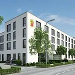 Super 8 By Wyndham North Отель 3*