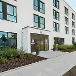 Super 8 By Wyndham North Отель Мюнхен