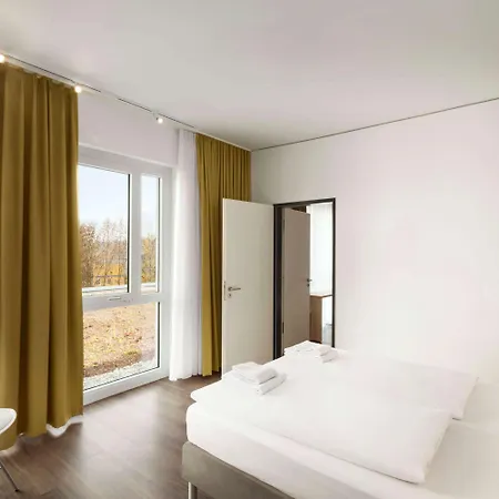 Super 8 By Wyndham Munich City North Hotel 3*