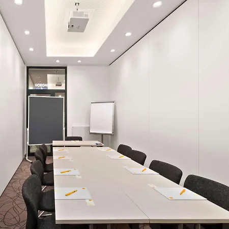 Super 8 By Wyndham Munich City North 3* Munich