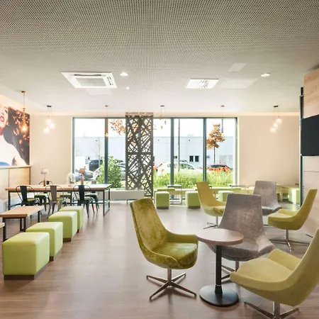 Super 8 By Wyndham Munich City North Hotel Munich