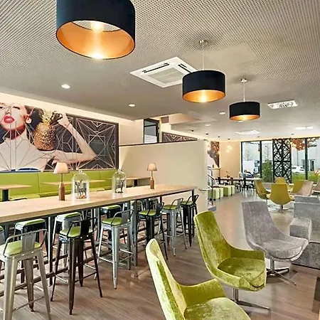 Отель Super 8 By Wyndham North 3*