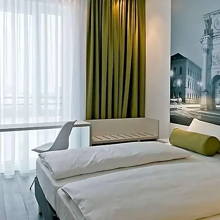 Super 8 By Wyndham North Отель Мюнхен