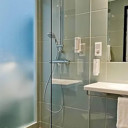 Super 8 By Wyndham North 3*