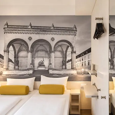 Hotel Super 8 By Wyndham North