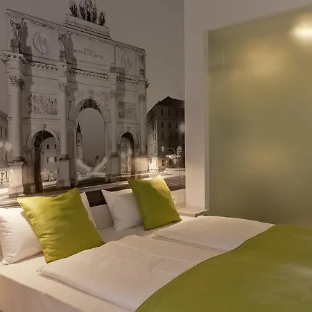 Super 8 By Wyndham Munich City North Munich