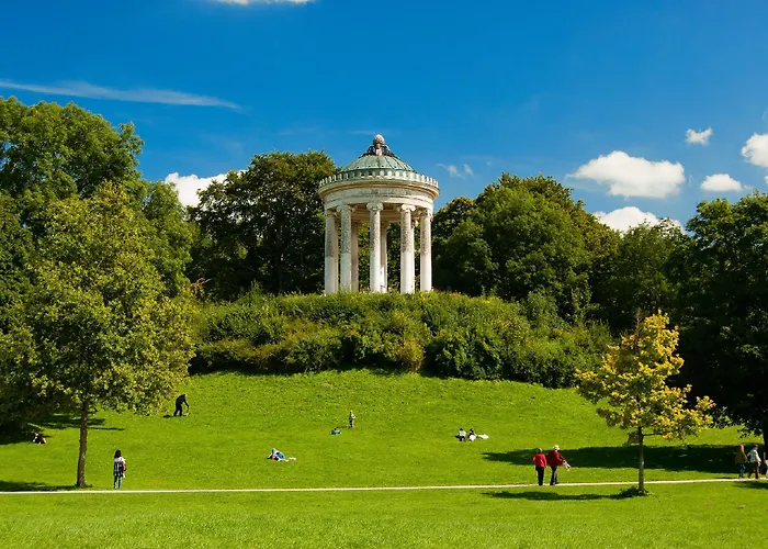 Super 8 By Wyndham North Hotel Monachium