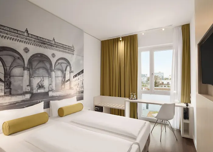 Super 8 By Wyndham North Hotel