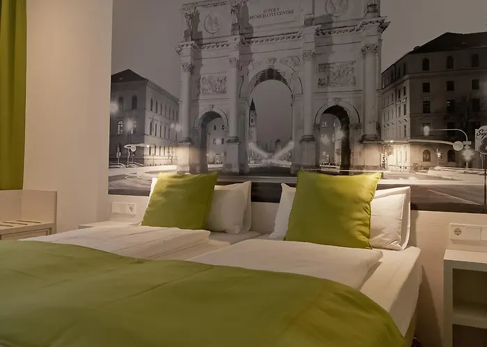 Hotel Super 8 By Wyndham North