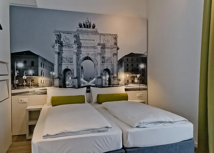 Super 8 By Wyndham North Hotel 3*