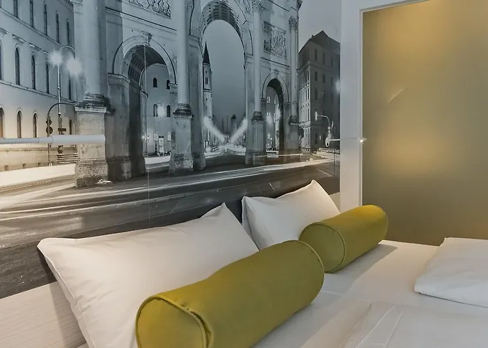 Super 8 By Wyndham North Hotel Monachium